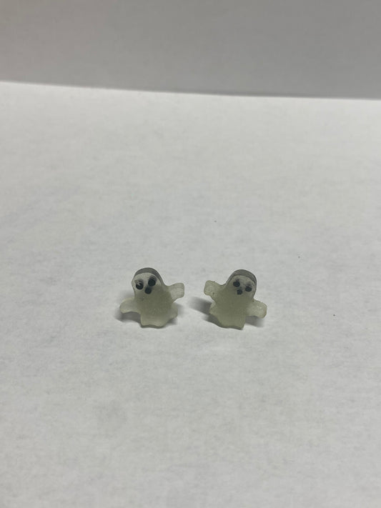 Green glow in the dark ghost studs