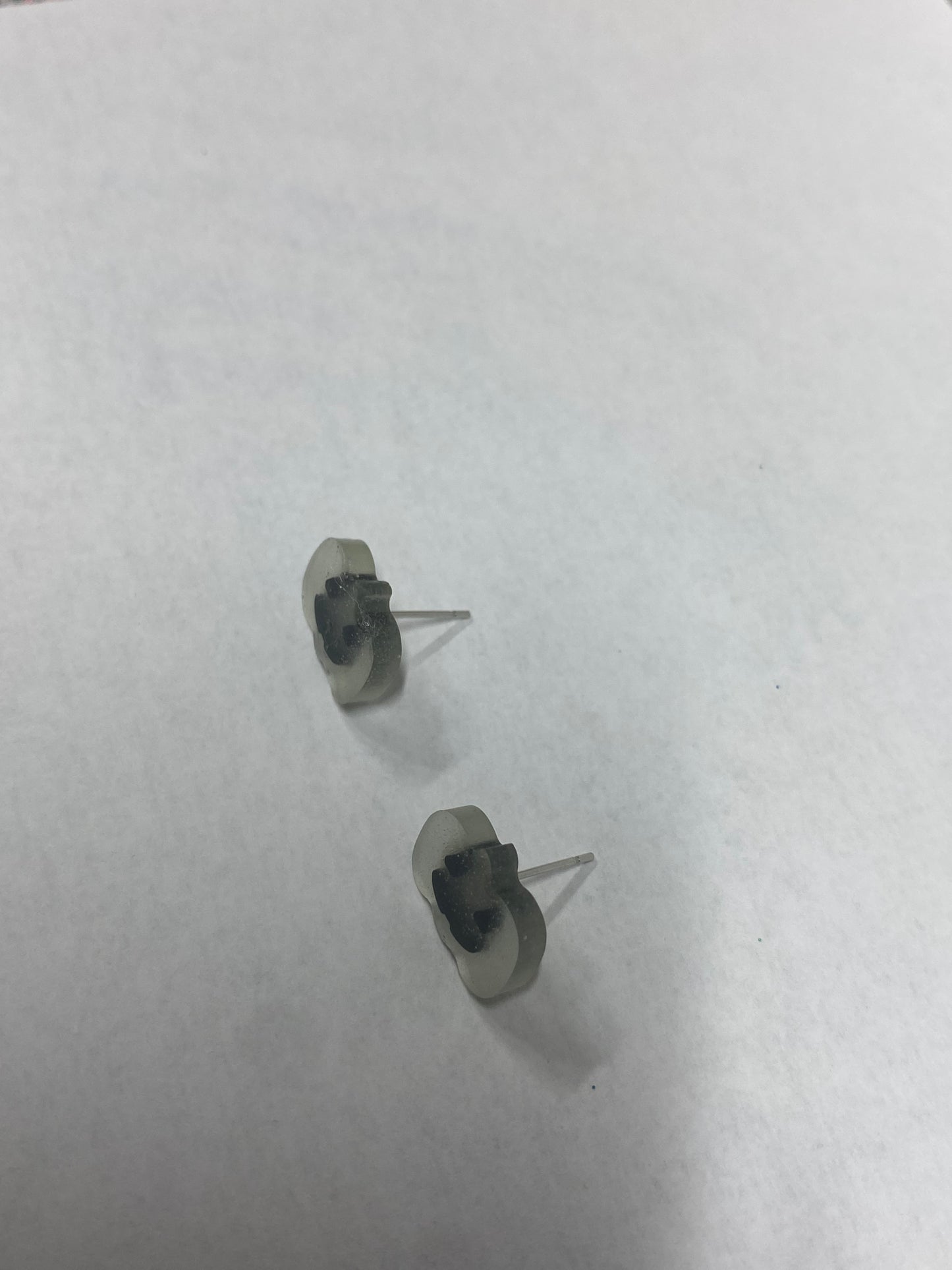 Blue glow in the dark pumpkin studs