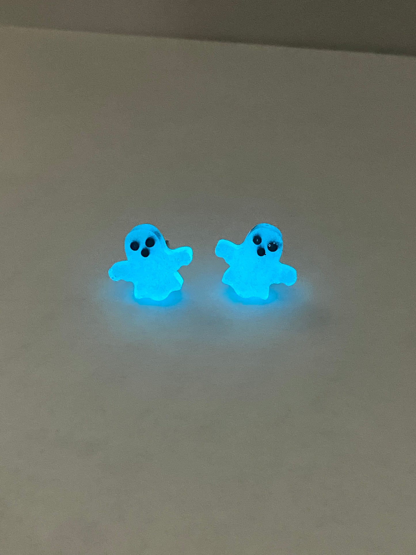 Blue glow in the dark ghost studs